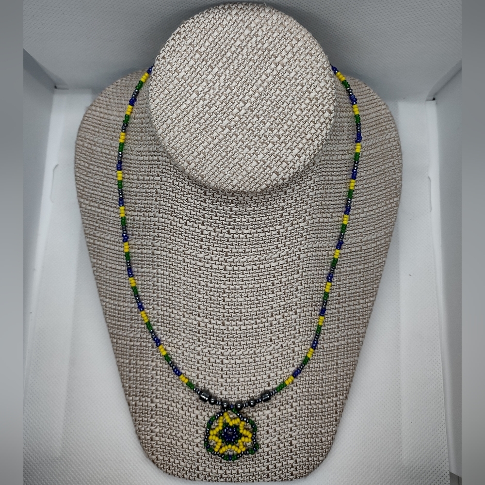 Vintage Beaded Necklace with Star Pendant Yellow Green & Blue
